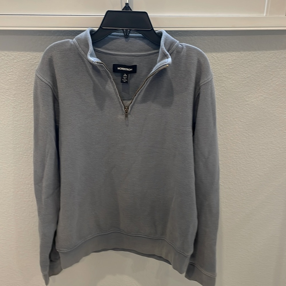 Nordstrom Boys 1/2 zip sweatshirt in gray